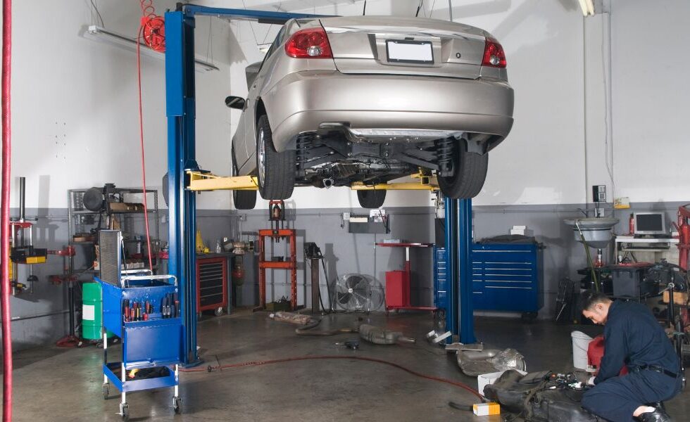 What is an Auto Body Repairer?