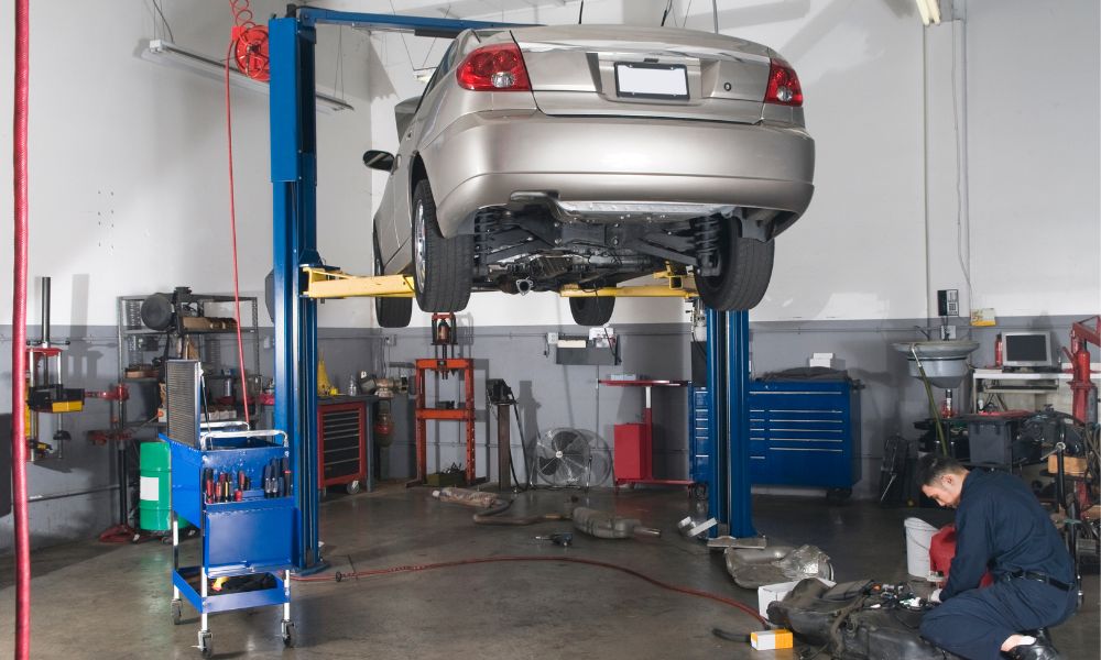 What is an Auto Body Repairer?